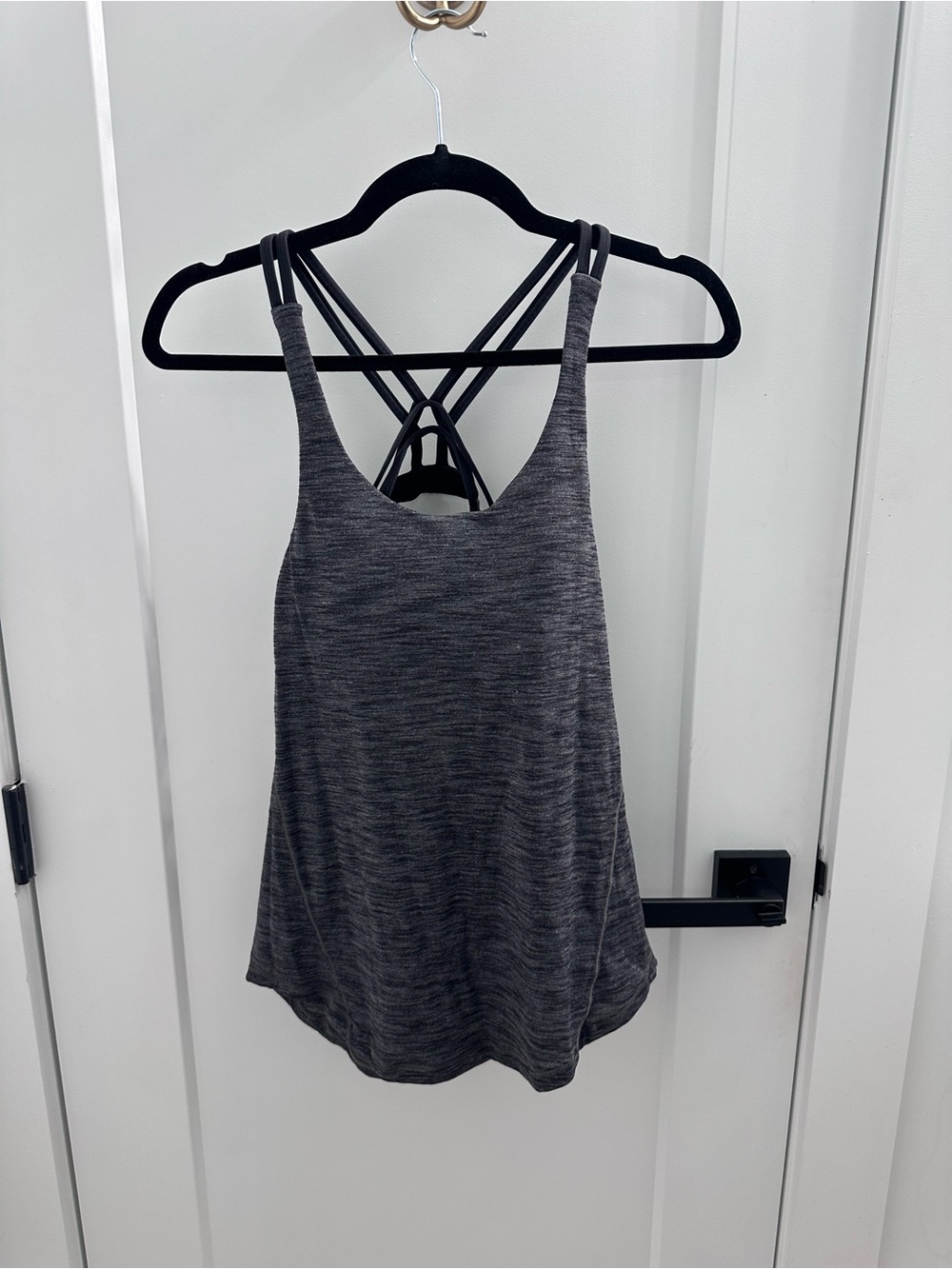 Lululemon work out tank with sports bra